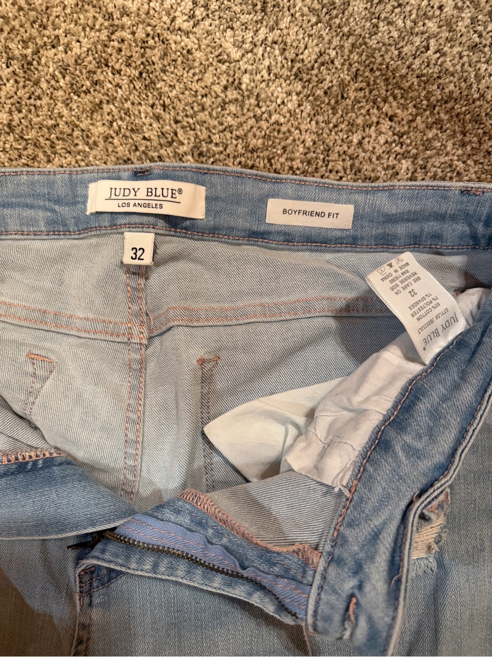 Judy Blue Light Wash Relaxed Boyfriend Jeans with Leather Patch
